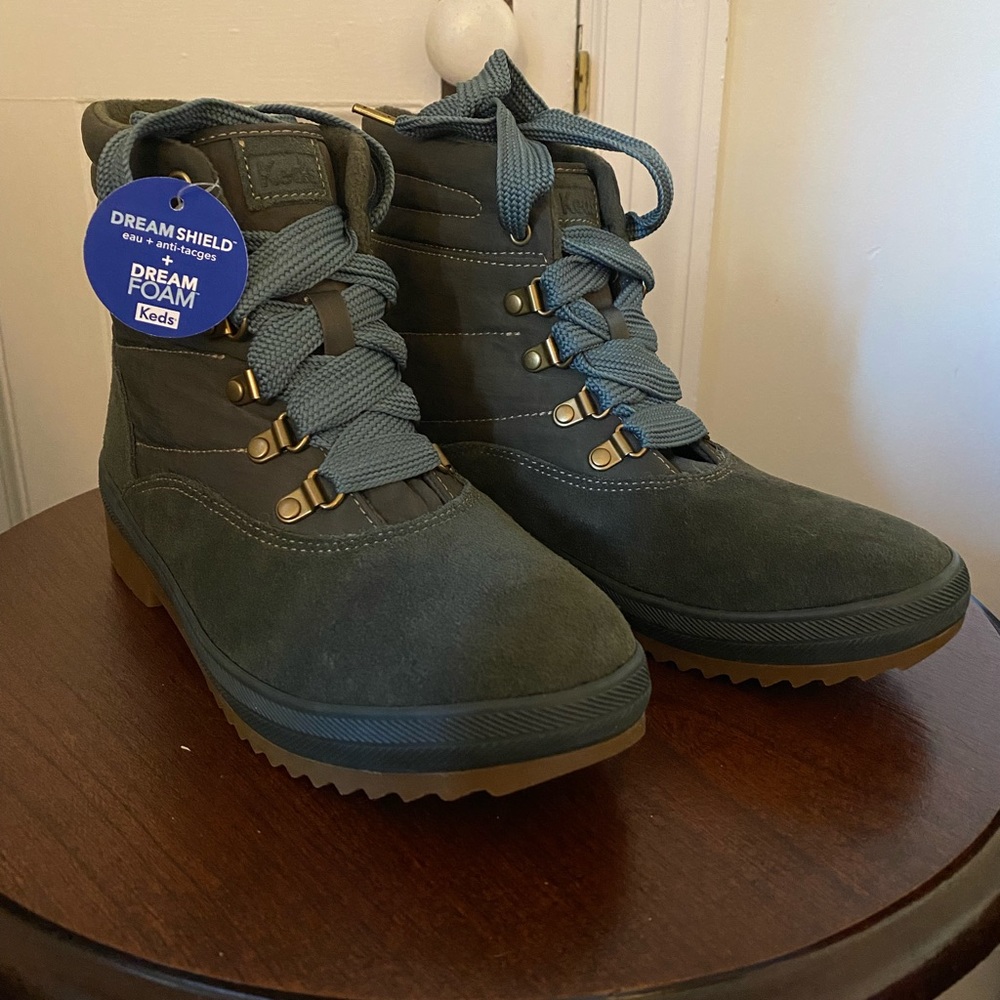 BRAND NEW! Keds Camp Boot - Water Resistant w/ Thinsulate -Forest Green
